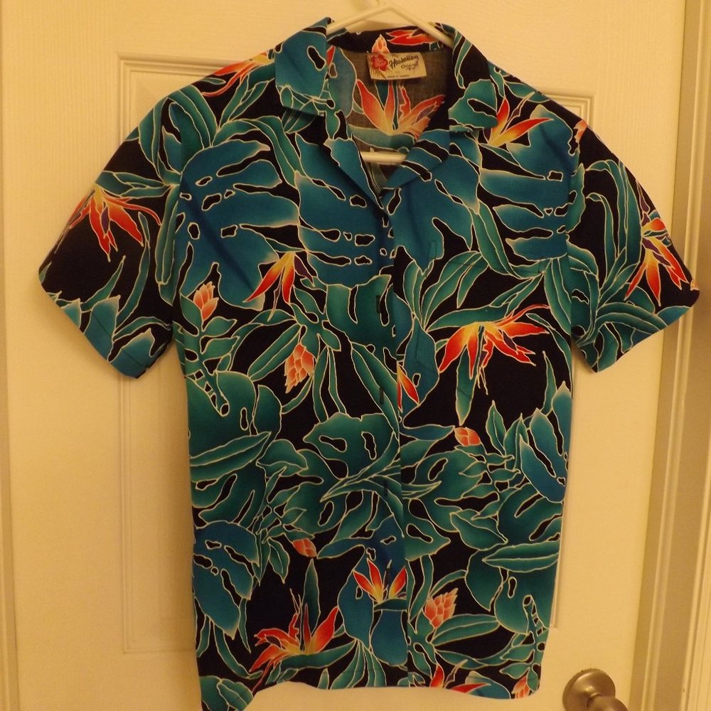 Hilo Hattie's Woman's Shirt